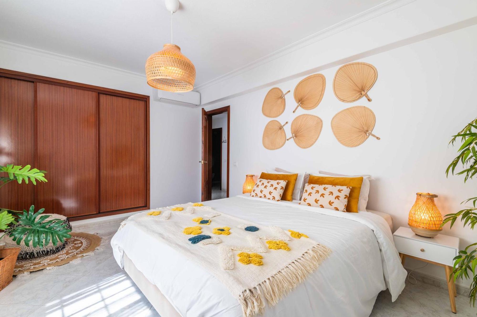 Ferienwohnung Flat With Ac, Wifi, Netflix, Balcony - 3 Min From The Beach Armação de Pêra Exterior foto